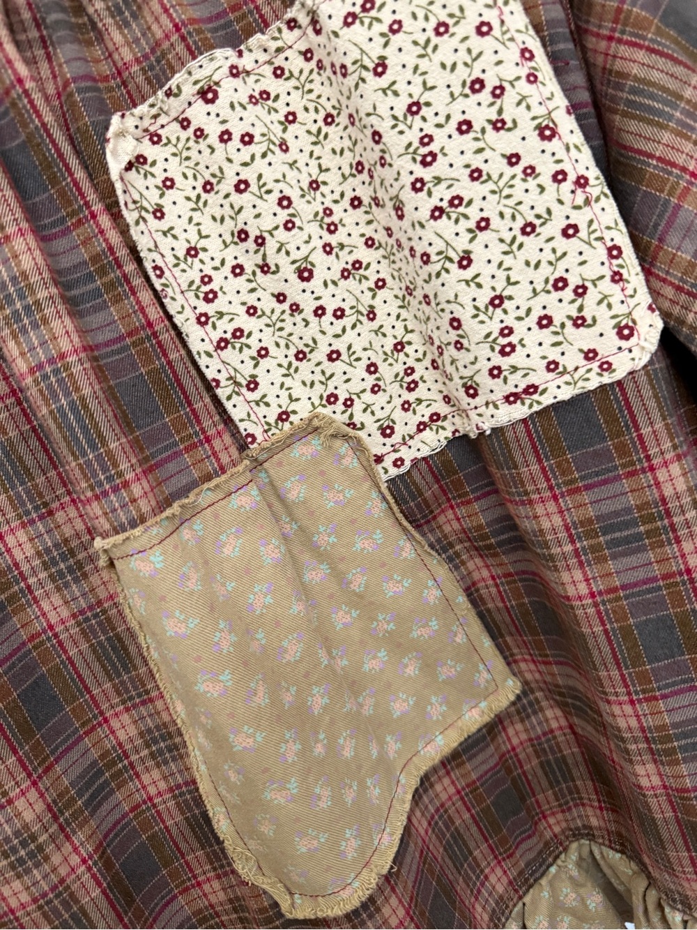 easel Plaid Button-Down Top with Floral Appliqué in Brown and Olive - Picture 7 of 9